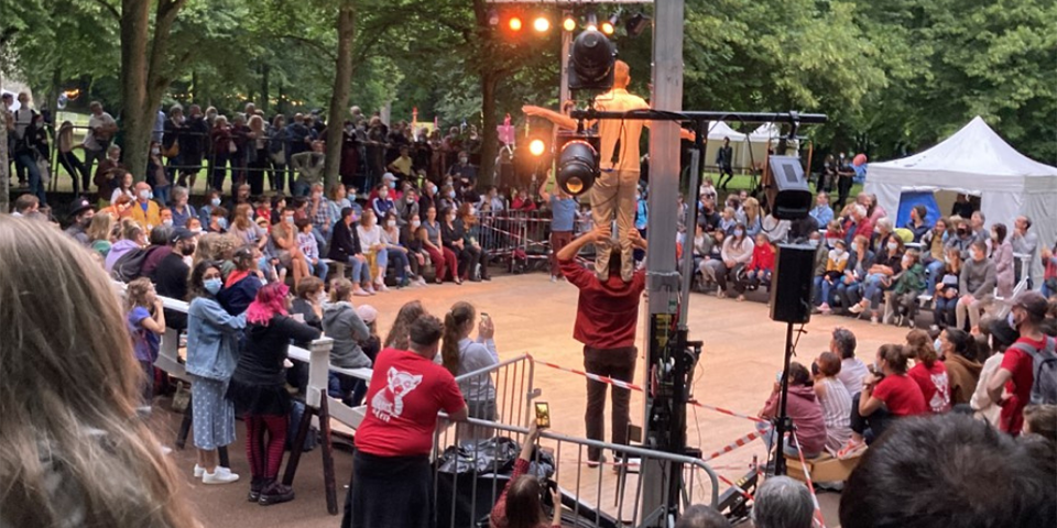 festival-des-arts-de-rue-reseau-Leo1